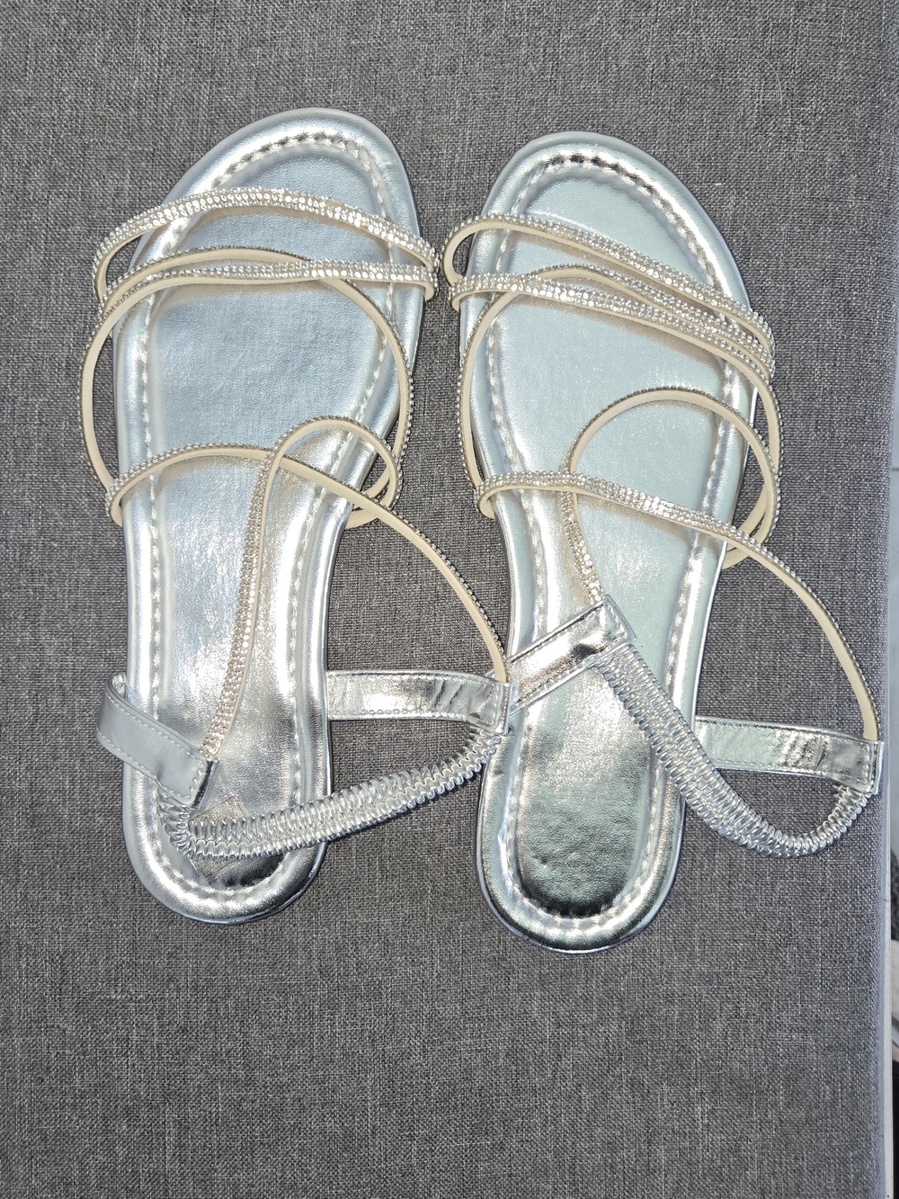 🎀Silver Strappy Rhinestone Flat Sandals